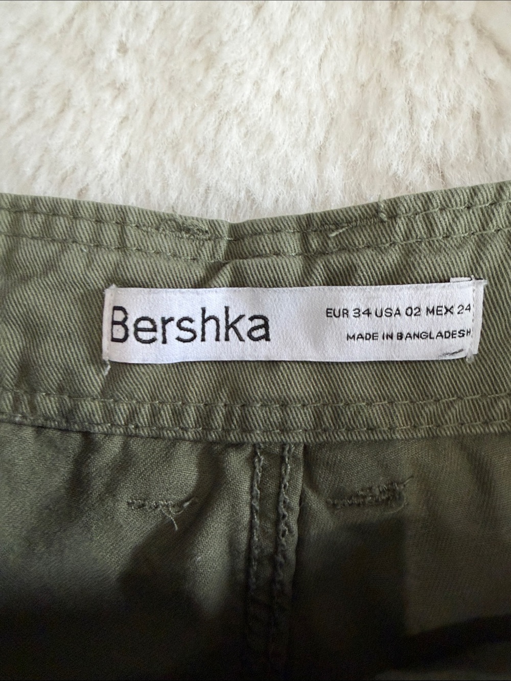 Bershka ,Size 2,Olive Green Cargo Pants - Classic Utility Style - Picture 16 of 17